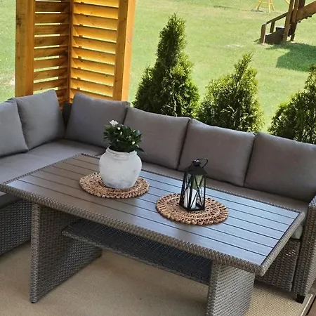 Turizam Koturovic 住宿加早餐酒店 伊万尼察